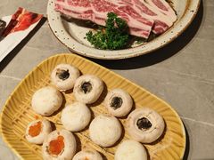 -草家酱蟹炭火烤肉店(珲春南路一店)