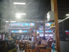 大堂-四川人郑霞海鲜