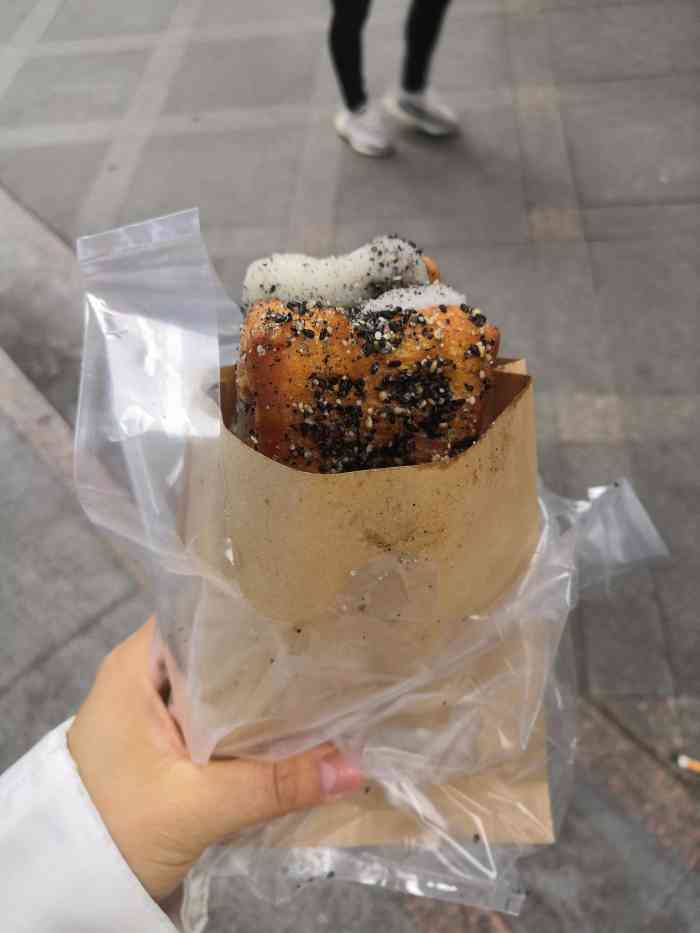 记亦·抄纸巷油条包麻糍(广州总店)-"逛大众点评发现这家新奇的小吃