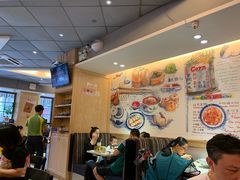 大堂-潮庭港式茶餐厅·熊仔奶茶(同济广场店)