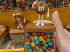 -m豆巧克力世界(上海世茂广场店)