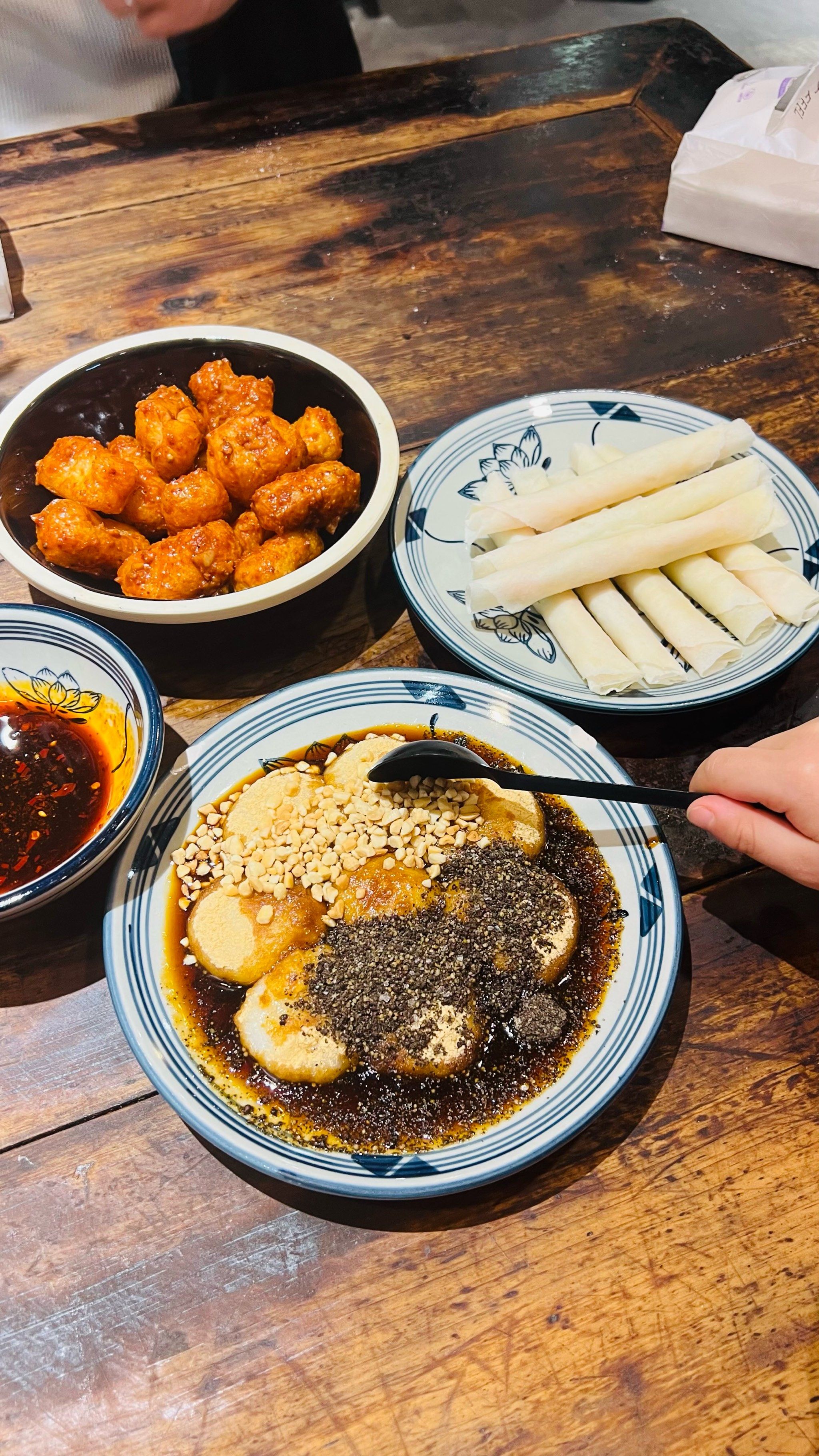 来青城山泡温泉必吃的小吃大集合