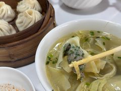 -绿杨馄饨临顿路店