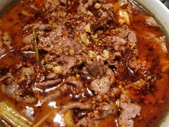 自贡水煮牛肉-懒人盐府人家(航天桥店)