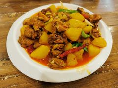 新疆大盘鸡-清真·玛丽亚新疆菜主题餐厅(浙江中路店)