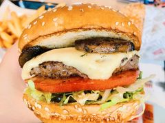 波特菇牛肉特堡-The Habit Burger Grill 哈比特汉堡(复兴soho店)