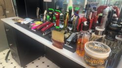 -老男孩男士理容馆·理发·烫染·修面