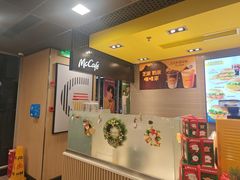 -麦当劳(轻轨曹杨路店)