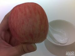 苹果，豆豆的大爱-海逸海鲜酒家(古北店)