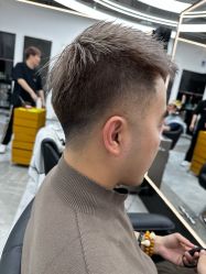 -ON STAR SALON