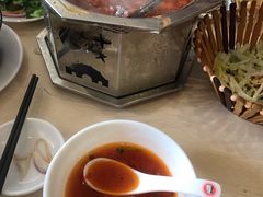 -闫家驴肉老店(华电一校店)