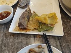 -今鲜源酒店·海鲜锅贴青岛菜(新湛路店)