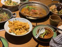 -吃饭皇帝大土家民族菜(正大广场店)