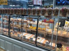 面包甜点陈列柜-味多美蛋糕(三元桥店)