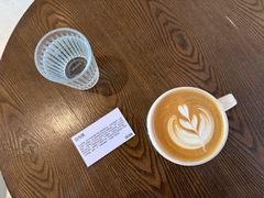 拿铁-fishtank鱼缸咖啡(三山街店)