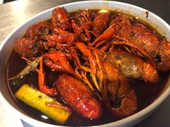 至尊油焖大虾-龙巢盱眙龙虾·牛蛙·烧烤宵夜(八卦岭店)