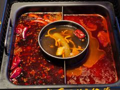 -老牌坊云南鱼豆花火锅(哈西万达店)