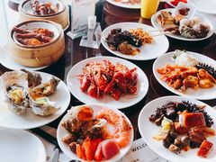 -荣誉国际酒店-云顶旋转餐厅