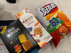 -全家便利店(上海南站站店)