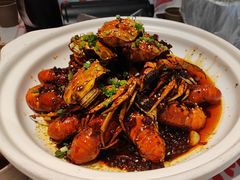 -肥肥虾庄·金牌油焖大虾(汉口城市广场店)