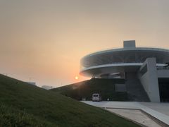 -郑东新区龙湖公共艺术中心
