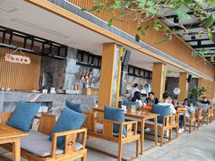 -四月吧餐厅(正阳步行街店)