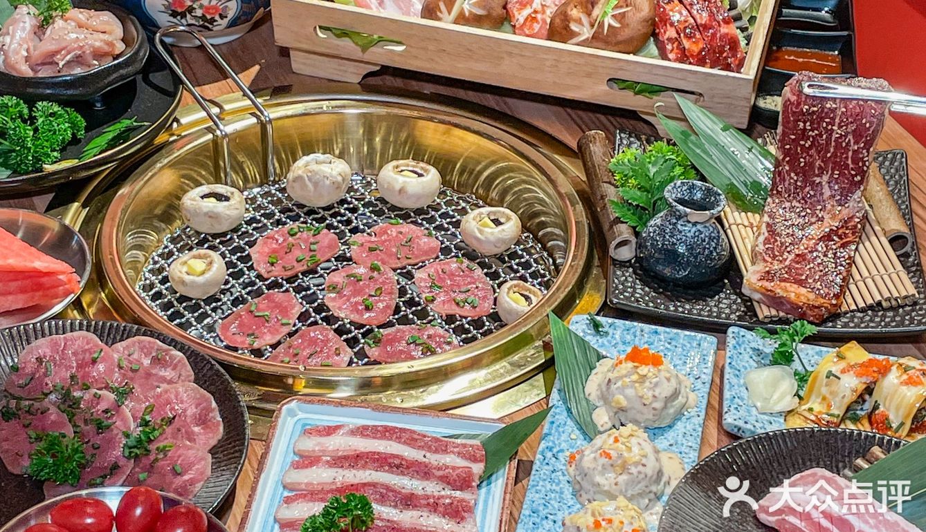 西湖边！新开的烤肉店，好好吃啊！！