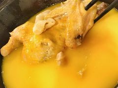 -鲜入围煮花胶鸡海鲜火锅