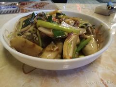 乌酱烤生蚝-大富蚝乌东哥饭店·石锅鱼杂·柠檬鸭(革新路店)