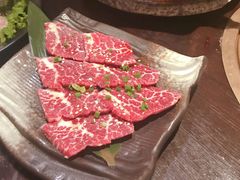 -山川小町·极番烧肉(新地假日广场店)