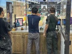 -都市枪神实弹射击俱乐部