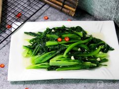 时鲜炒青菜-陈廿二香肉馆