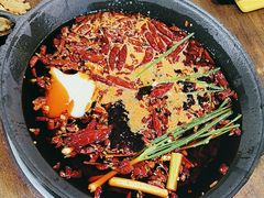 -黄潇洒老火锅(九眼桥宏济巷店)