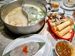 -禄婶鸡煲·打边炉