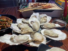 -蚝堡海鲜·威海菜·海肠捞饭·烧烤·亚洲吃蚝公司(幸福门店)