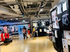 -NIKE品牌体验店(北京蓝色港湾店)