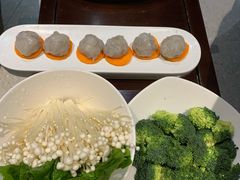 -煲王粤菜餐厅(中侨中心店)