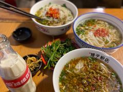 -矮子粉店1985·长沙米粉(湘春路店)