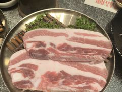 -草家酱蟹炭火烤肉店(珲春南路二店)