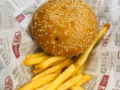 -The Habit Burger Grill 哈比特汉堡(世博店)