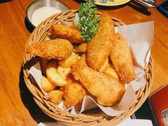 -JINNS锦时 steak&pizza(浸信会礼拜堂旧址店)