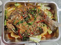 -梓檚中餐厅湖北菜小龙虾武昌鱼排骨藕汤(黄鹤楼店)
