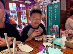 -蚝堡海鲜·威海菜·海肠捞饭·烧烤·亚洲吃蚝公司(幸福门店)