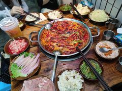 -老街·稳拈老火锅(海椒市店)