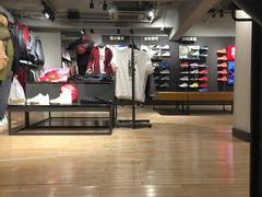 -NIKE品牌体验店(南京东路店)