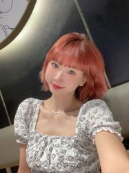 -BULB STUDIO 巴柏明星发型工作室