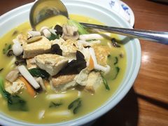 杂菌手工豆腐-涌觅名灶·本地海鲜宁波菜(财富广场店)
