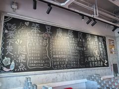 -笨豆腐居民楼菜馆•江西小炒(天津开发区店)