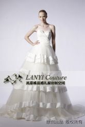 -LANYI COUTURE高级婚纱礼服改衣店