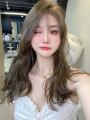 -苑苑发型设计